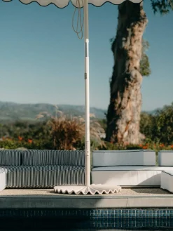 The Clamshell Base - Antique White^Business & Pleasure Co. Hot