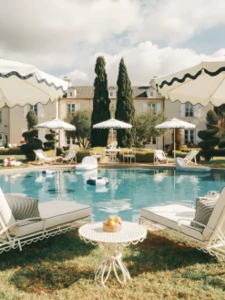 The Market Umbrella - Rivie White^Business & Pleasure Co. Best