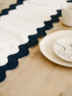 The Table Runner - Rivie White^Business & Pleasure Co. Hot