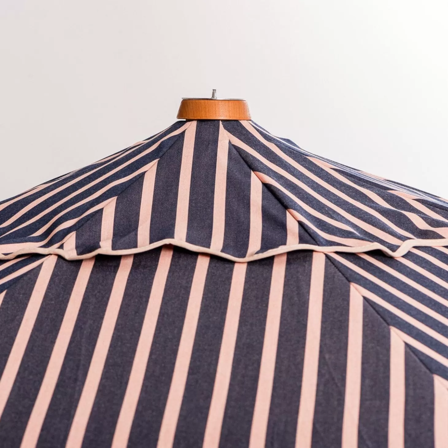 Market Umbrellas>Business & Pleasure Co. The Market Umbrella - Monaco Navy And Pink Stripe
