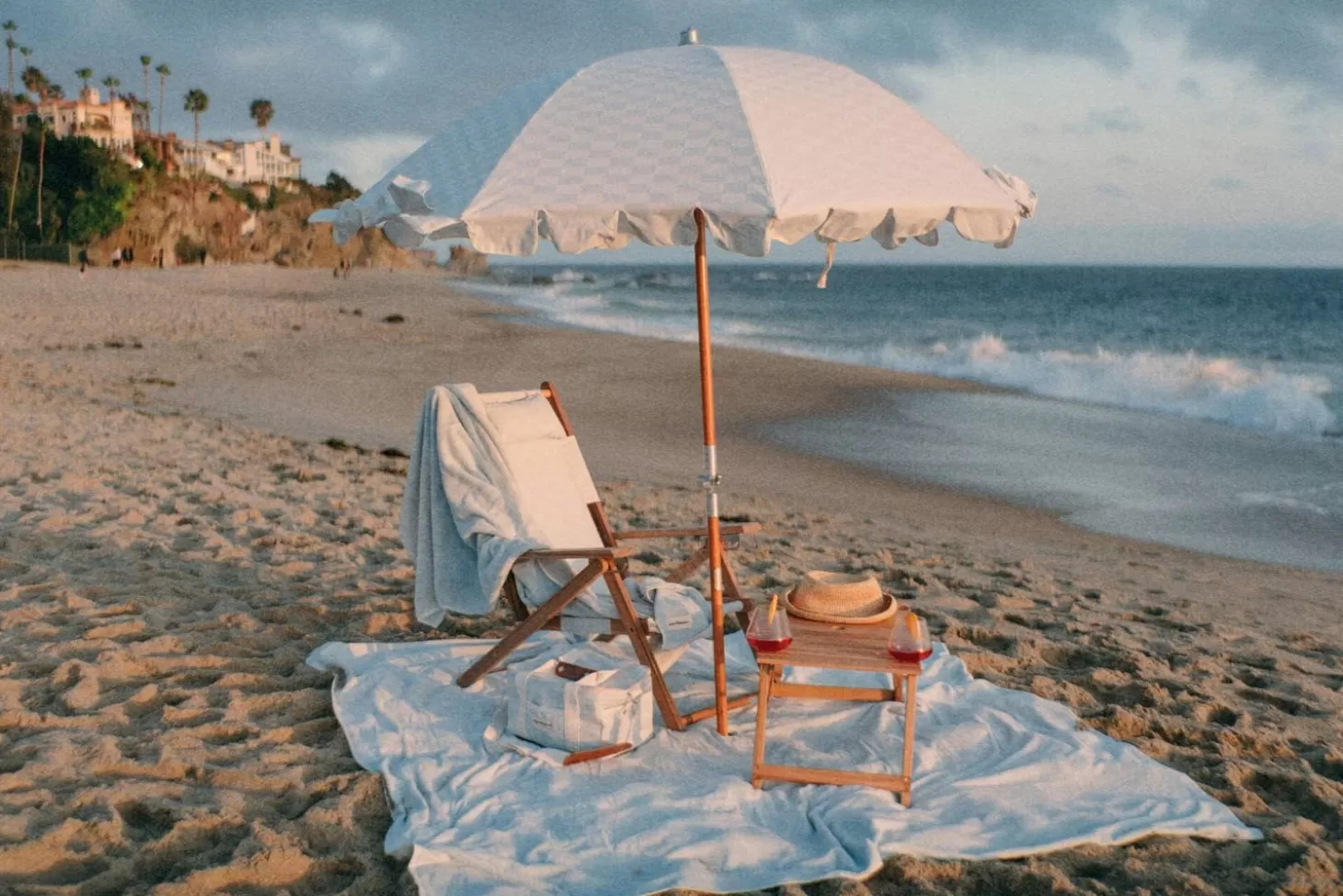 Premium Beach Umbrellas>Business & Pleasure Co. The Premium Beach Umbrella - Vintage Blue Check